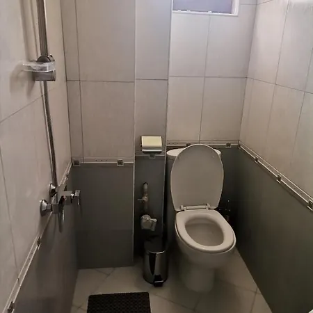 Apartment анестиеви